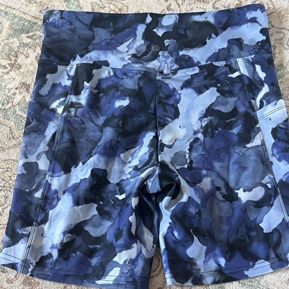 Balance collection women’s shorts size L - Picture 4 of 6
